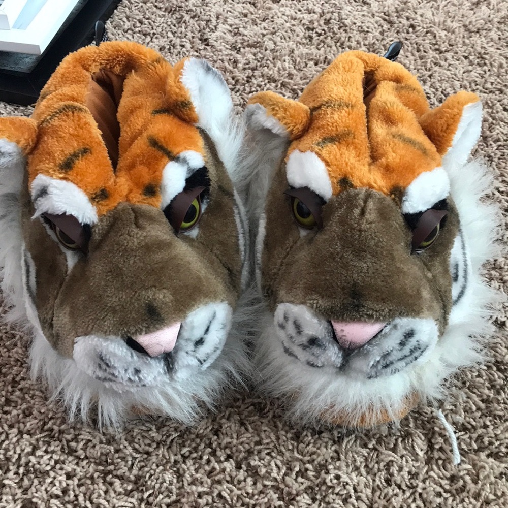 Shark Tank Happy Feet Tiger Slippers